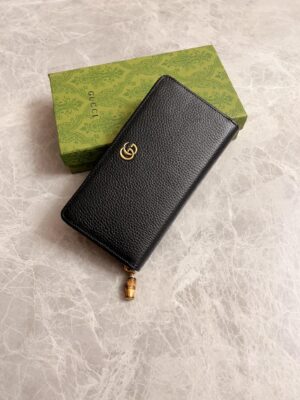 [구찌] 뱀부 지퍼 달린 지갑