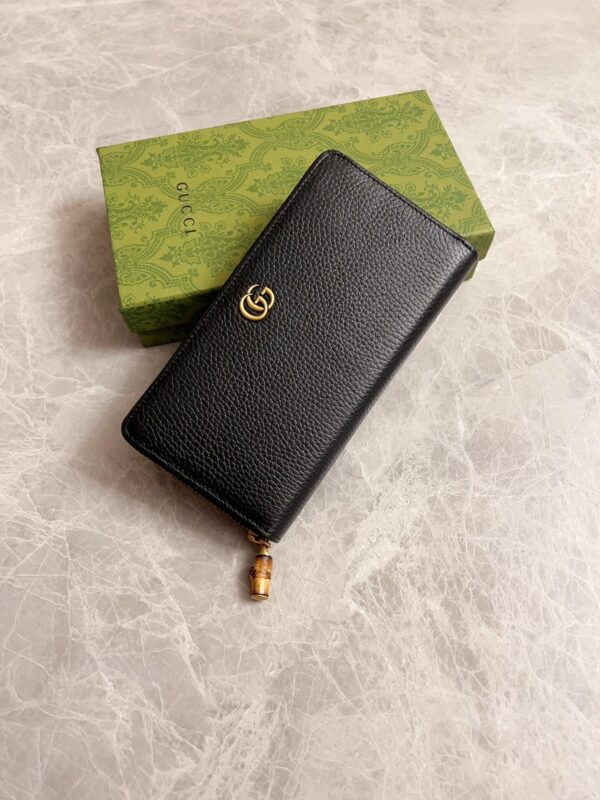 [구찌] 뱀부 지퍼 달린 지갑