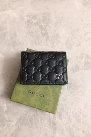 [구찌] GG  엠보스  카드지갑