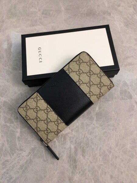 [구찌] GG 수프림 장지갑