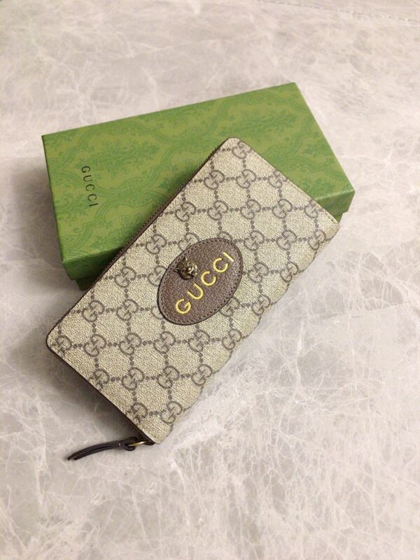 [구찌] GG 수프림 장지갑