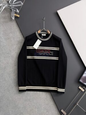 [구찌] 멀티 로고 스트라이프 니트