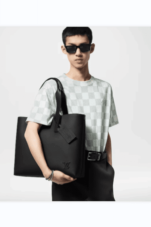 [루이비통] 파일럿 토트백 M24771