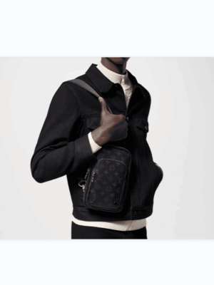 [루이비통] 에비뉴 슬링백 PM  M47137