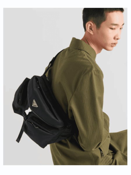 [프라다] 리나일론 및 가죽 숄더백  2VH175