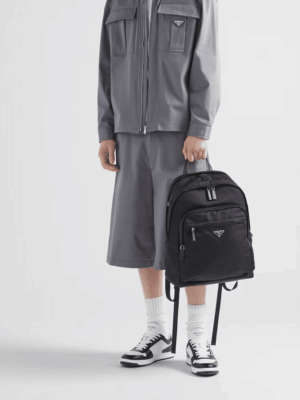 [프라다] 리나일론 및 사피아노 가죽 백팩 2VZ048