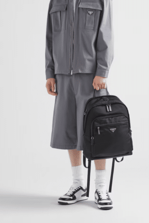 [프라다] 리나일론 및 사피아노 가죽 백팩 2VZ048