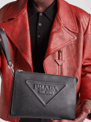 [프라다] 삼각로고 사피아노 레더 클러치 2VF039