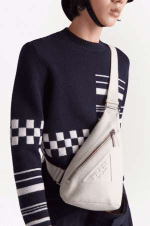 [프라다] 가죽 크로스백 2VZ098