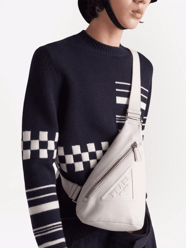 [프라다] 가죽 크로스백 2VZ098