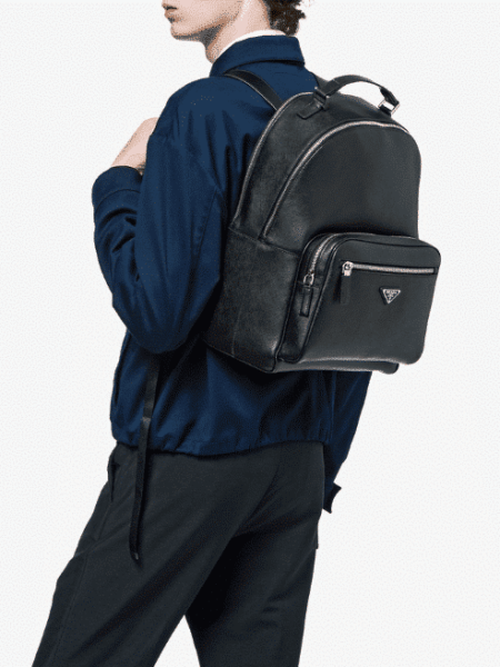[프라다] 삼각로고 사피아노 가죽 백팩 2VD053