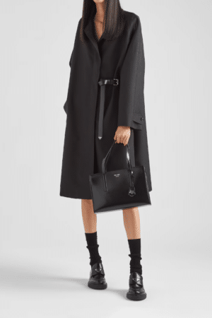 [프라다] 리에디션 1995 브러쉬드 가죽 미디엄 핸드백 1BA350