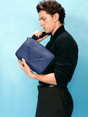 [프라다] 사피아노 엠보싱 로고 크로스백 2VD046