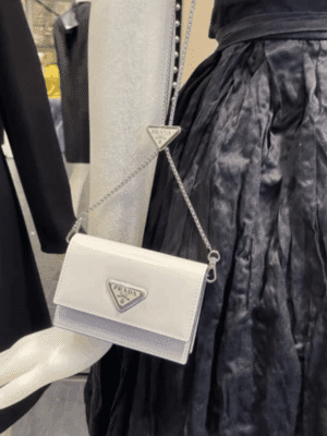 [프라다] 브러쉬드 가죽 숄더백 1BD307