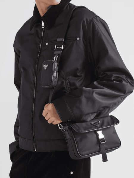 [프라다] 리나일론 및 사피아노 가죽 숄더백 2VH133