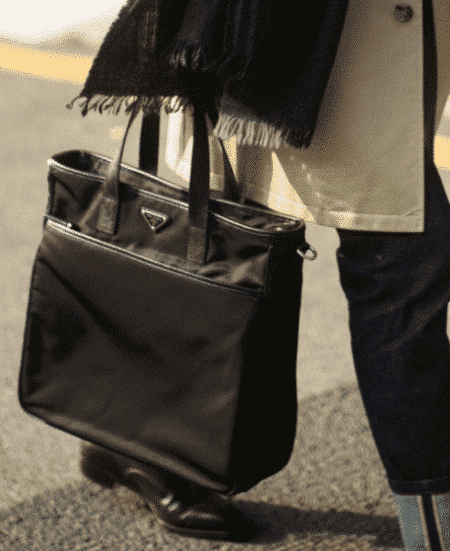 [프라다] 사피아노 나일론 토트백 2VG032