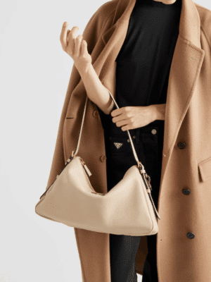 [프라다] 에메 라지 가죽 숄더백 베이지 1BC228