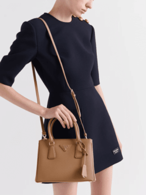 [프라다] 스몰 갤러리아 사피아노 가죽 백 1BA896