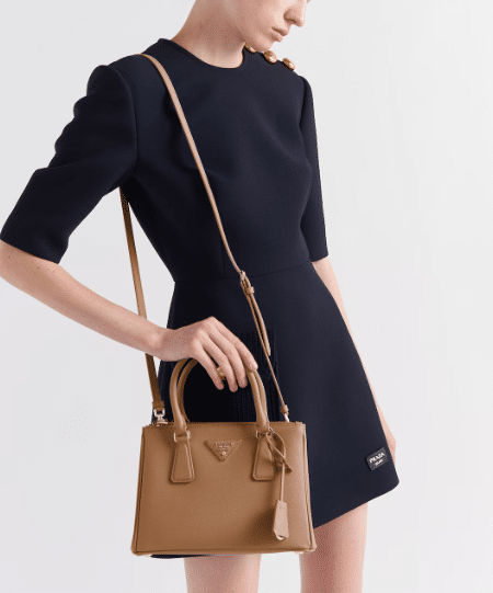 [프라다] 스몰 갤러리아 사피아노 가죽 백 1BA896