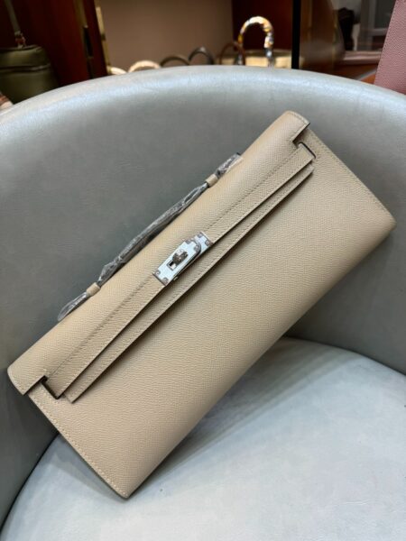 [에르메스] 켈리 Cut 31cm  Epsom/ Gris Tourterelle - Silver