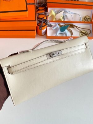 [에르메스] 켈리 Cut 31cm Swift/ Nata - Silver