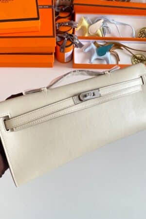 [에르메스] 켈리 Cut 31cm Swift/ Nata - Silver