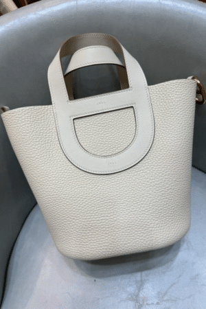 [에르메스] 인더루프 18cm Clemence/ Nata - Gold