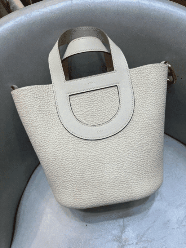 [에르메스] 인더루프 18cm Clemence/ Nata - Gold