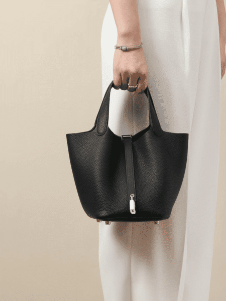 [에르메스] 피고탄 Lock 18cm Clemence/ Noir - Silver