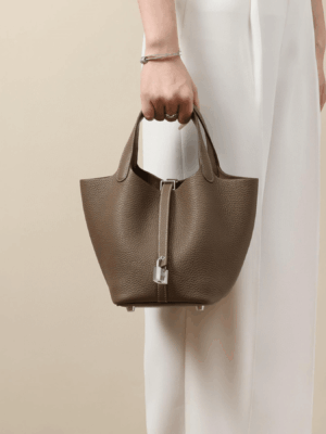 [에르메스] 피코탄 Lock 18cm Clemence/ Etoupe - Silver