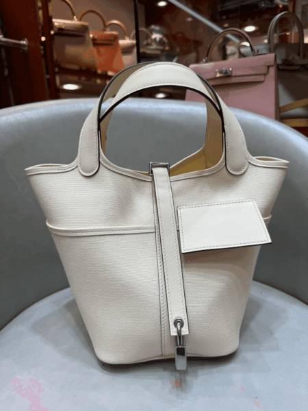 [에르메스] 피코탄 Lock 18cm Canvas With Swift/ Craie - Silver