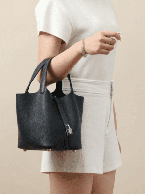 [에르메스] 피코탄 Lock 22cm Clemence/ Noir - Silver