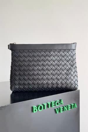[보테가베네타] 미디엄 인트레치아토 지퍼 파우치 651852