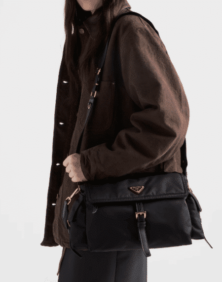 [프라다] 익스플로어 라지 리나일론 숄더백 1BD391