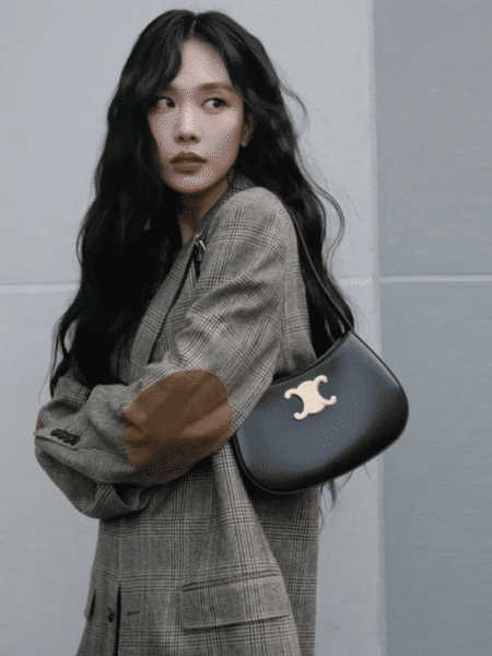 [베트남 출고] 셀린느 미디엄 틸리백 115703BF4.38NO