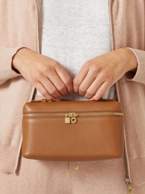 [로로피아나] 엑스트라 포켓 L19 FAN4045