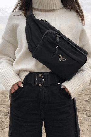 [프라다] 포코노 나일론 삼각로고 벨트백 2VL005