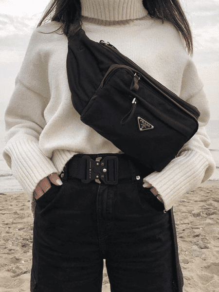 [프라다] 포코노 나일론 삼각로고 벨트백 2VL005