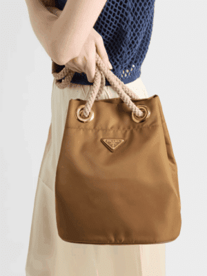 [프라다] 마리너 스몰 리나일론 버킷백 1BE082