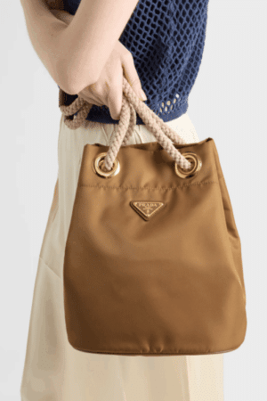 [프라다] 마리너 스몰 리나일론 버킷백 1BE082