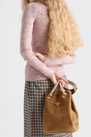 [프라다] 마리너 스몰 스웨이드 버킷 백 1BE082