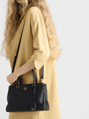 [프라다] 미디엄 갤러리아 가죽 핸드백 1BA863