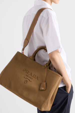 [프라다] 엑스트라 라지 캔버스 토트백 2VG131