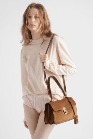 [프라다] 소프트 사운드 미디엄 스웨이드 숄더백 1BN023