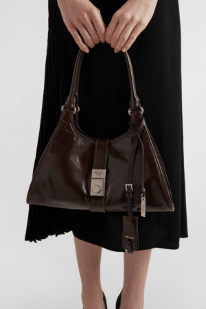 [프라다] 미디엄 가죽 토트백 1BG563