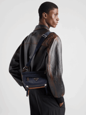 [프라다] 스몰 리나일론 및 가죽 숄더백 2VH171