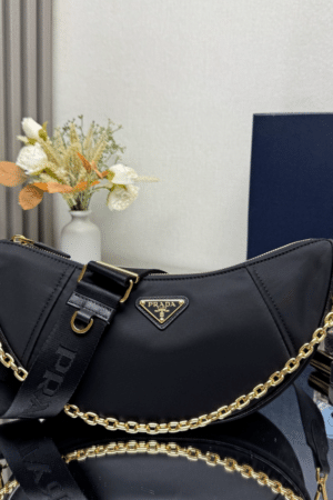 [프라다] 리나일론 숄더백 블랙 1BH222