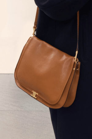 [셀린느] 소프트 트리옹프 베사체 - 서플 샤이니 램스킨 123632T88