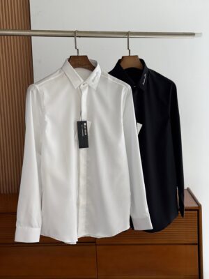 [디올] "Christian Dior" 자수 셔츠 (2 COLORS)