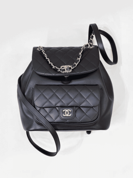 [샤넬] 듀마 원포켓 백팩 미듐 블랙 AS3618